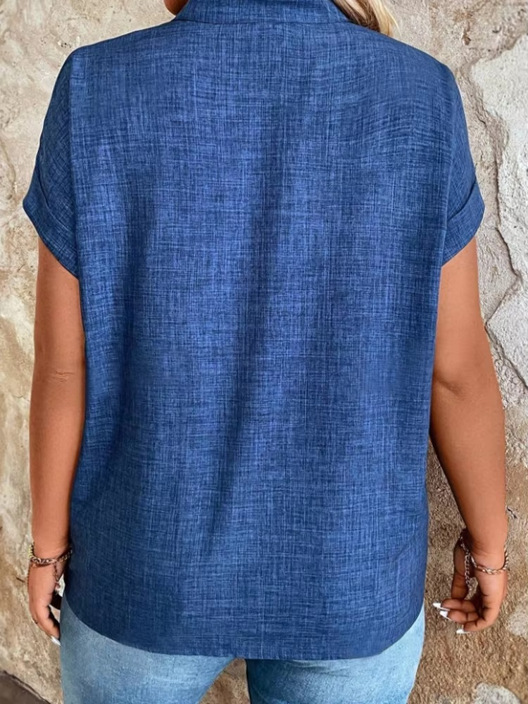 Elinor – Topp med mjukt fall och avslappnad v-ringning